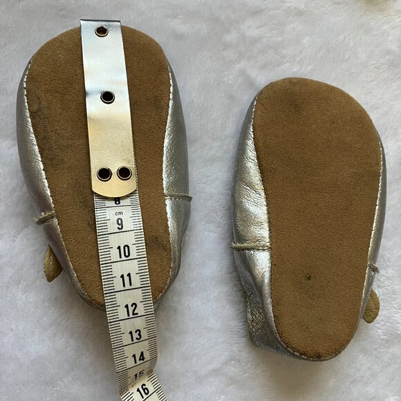 Early Days Baby Shoes Size 2 Silver Leather Mary Janes | UK Classic Style GUC - Picture 9 of 16